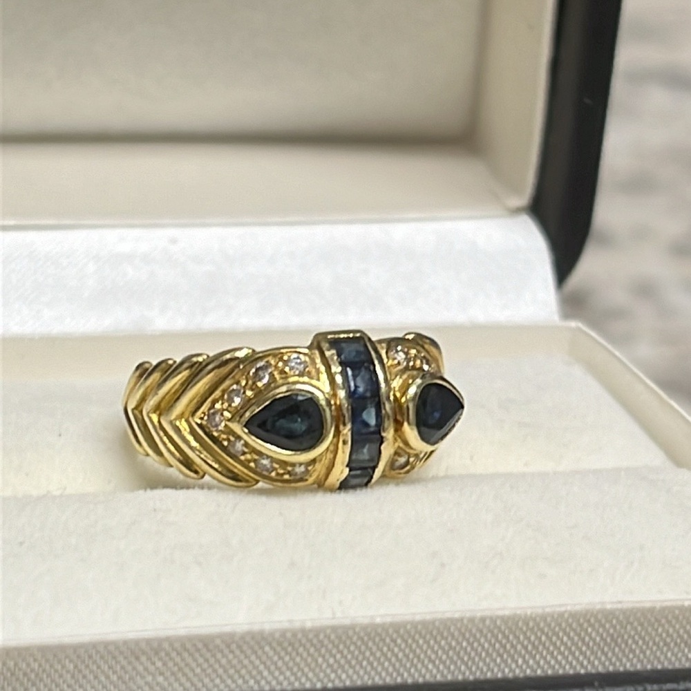 14KT YG Estate Sapphire & Diamond Ring